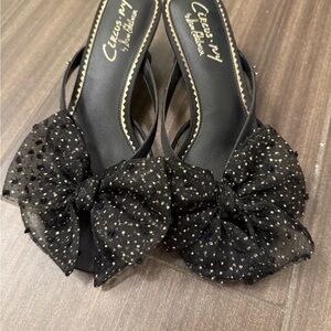 Circus by Sam Edelman Black and Gold Heels
